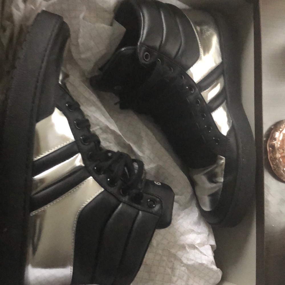 High top Gucci sneakers